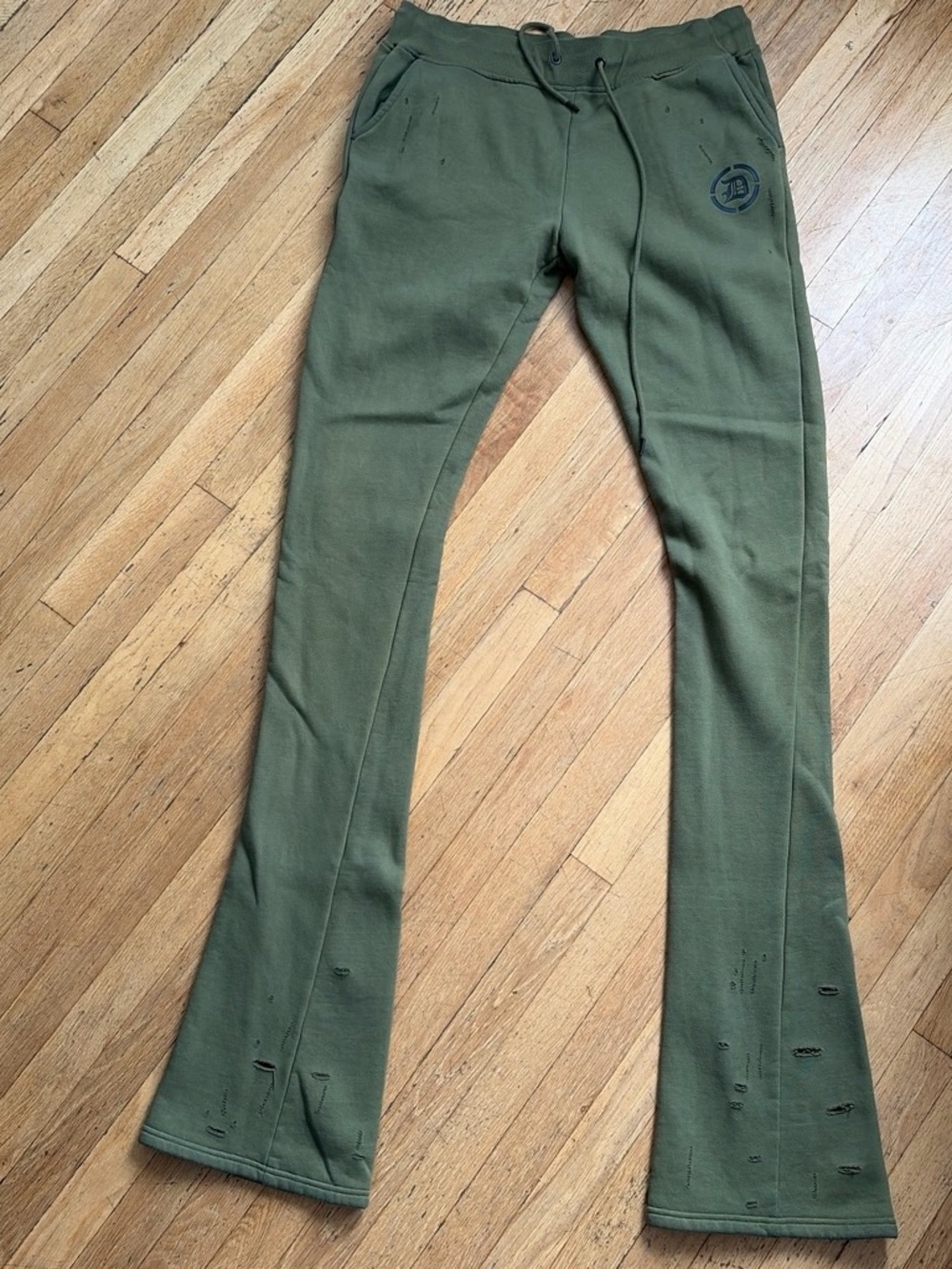 Olive Green men Flared Sweatpants - Brand Unspecified